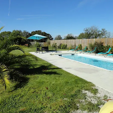 Holiday home Les Grandes Landes - Piscine Privee - Grand Jardin *