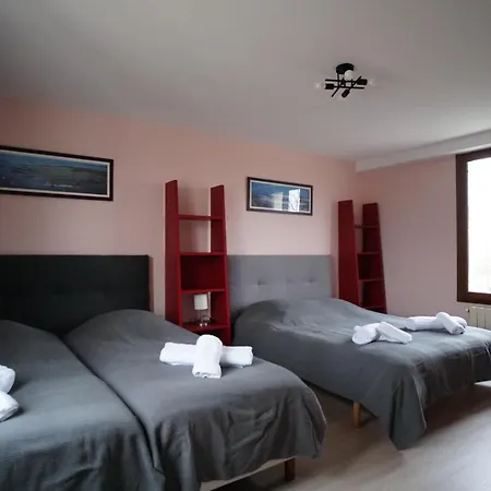 Les Grandes Landes - Piscine Privee - Grand Jardin Holiday home